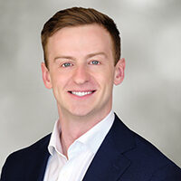 headshot of cy schroeder, principal of babson's board of director